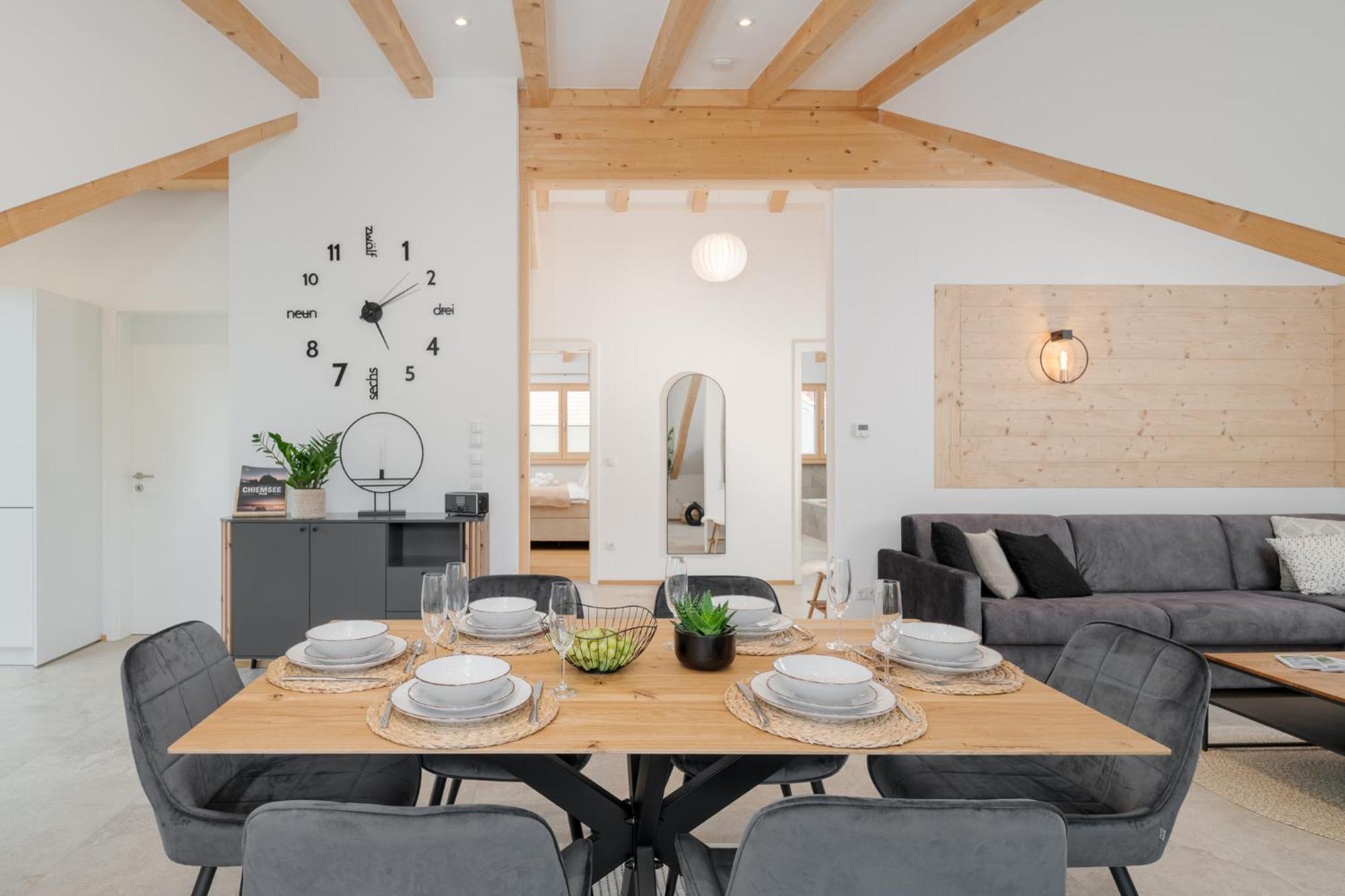 Fenjoy: Ferienapartment Mit Bergblick / Balkon / Bbq بيرناو ام شيمسي المظهر الخارجي الصورة